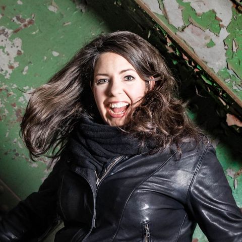 Bewerbung der 70. Spielzeit der Sinfoniekonzerte in der Stadthalle Mülheim an der Ruhr.