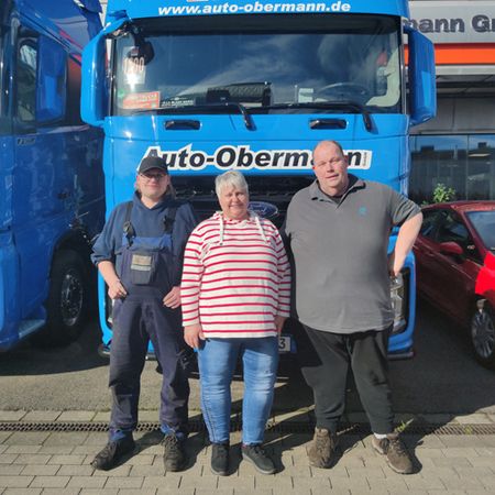 Nick, Kerstin und Dirk Obermann (v. l.), Geschäftsführung Auto-Obermann GmbH