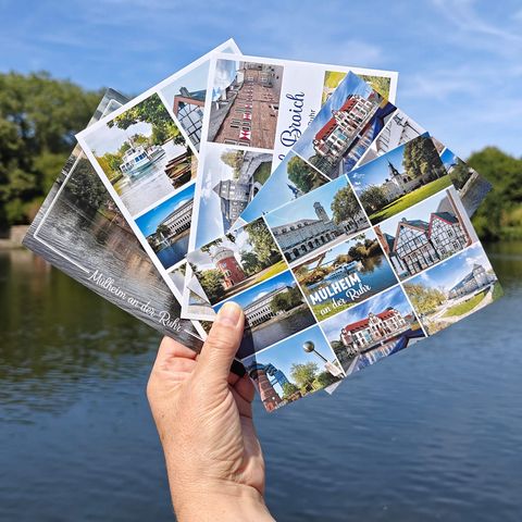 Mülheim-Souvenir: Postkarten mit verschiedenen Motiven, erhältlich in der Touristinfo