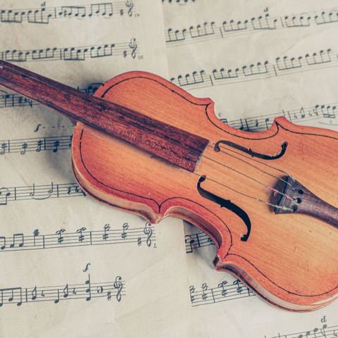 Bewerbung der 70. Spielzeit der Sinfoniekonzerte in der Stadthalle Mülheim an der Ruhr.