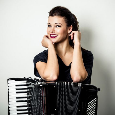 Ksenija Sidorova spielt mit der Philharmonia Frankfurt bei den Sinfoniekonzerten 2024/25 in der Stadthalle Mülheim